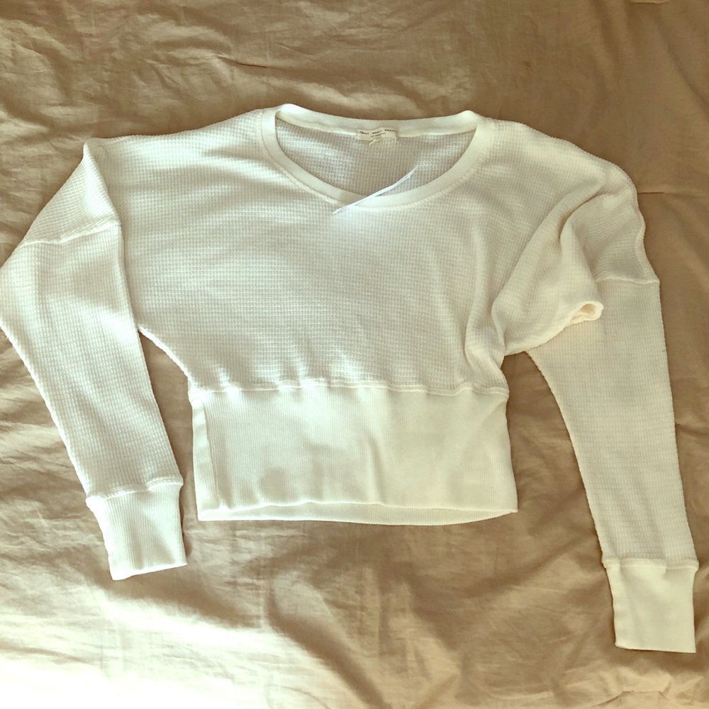 Truly Madly Deeply Urban Outfitters Crop Sweater